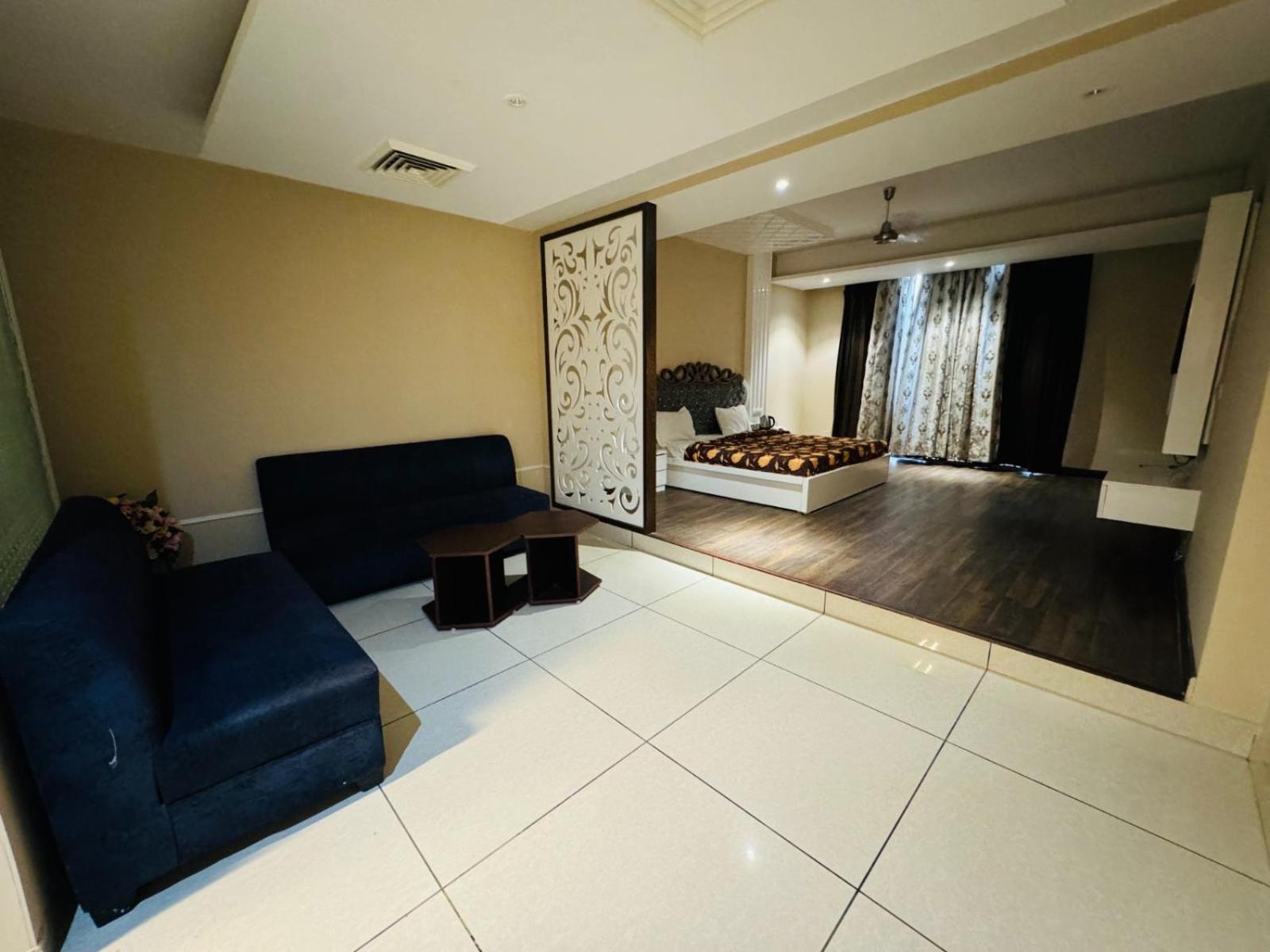The Pearl Hotel Sirsa 외부 사진