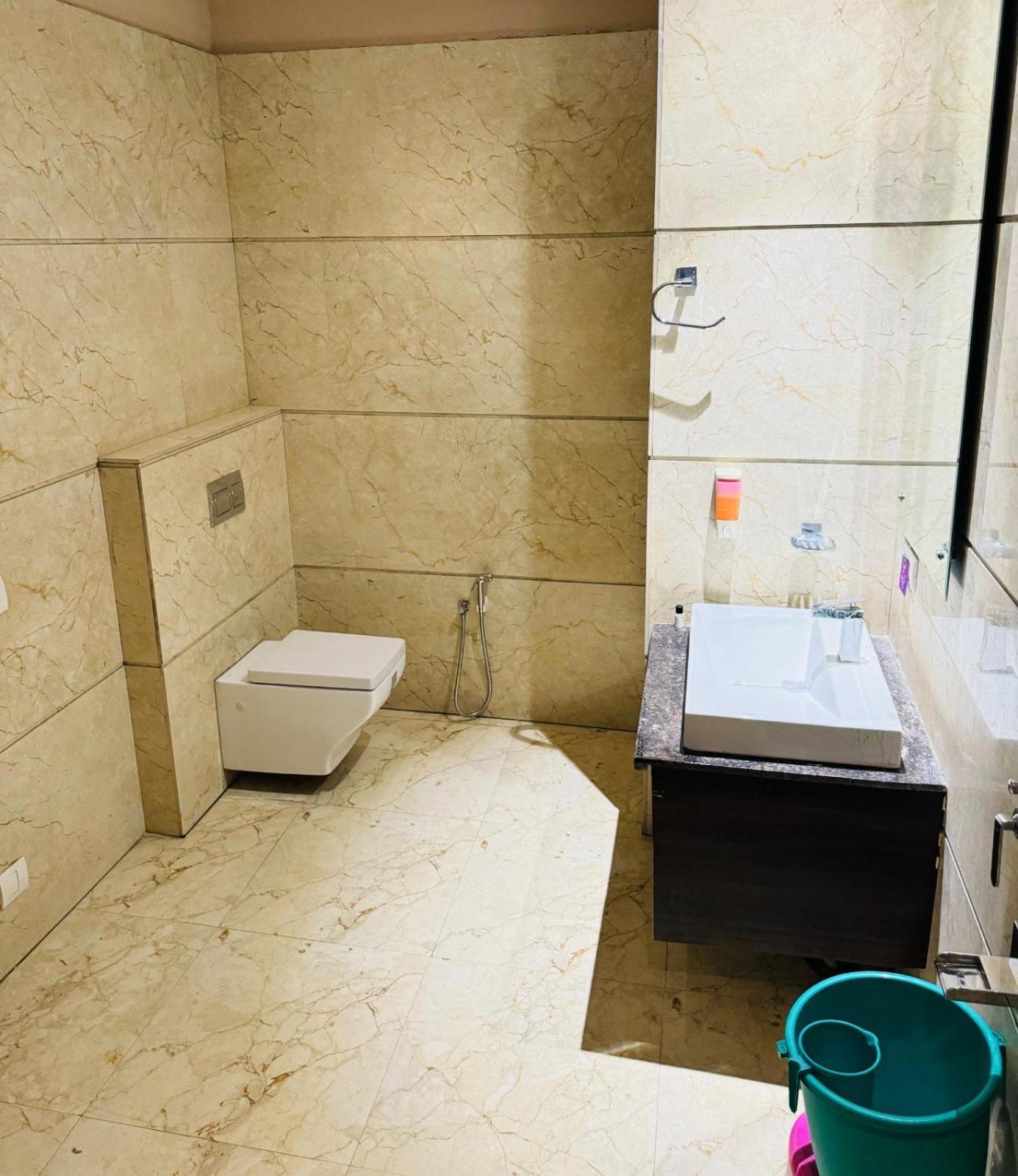 The Pearl Hotel Sirsa 외부 사진