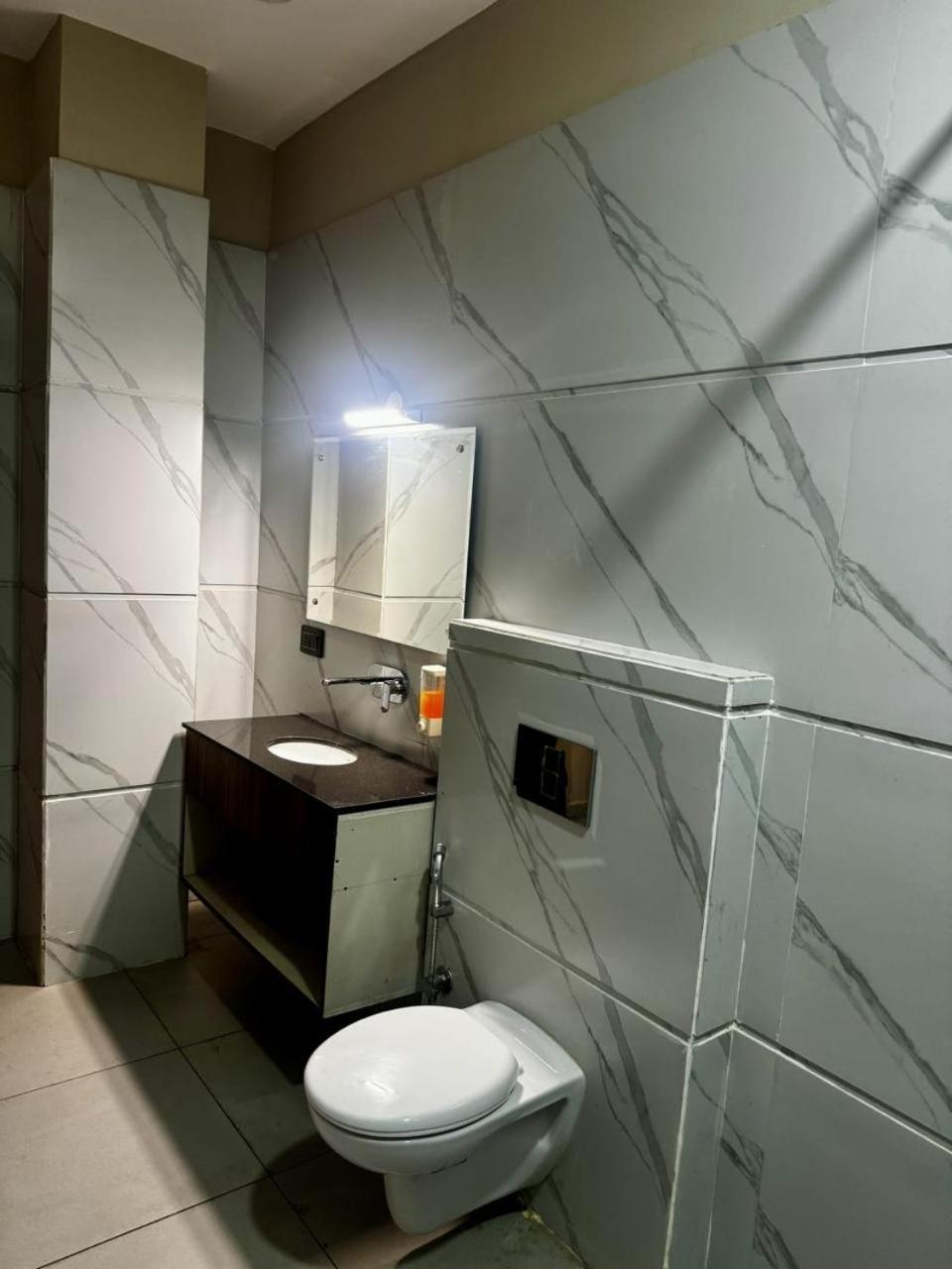 The Pearl Hotel Sirsa 외부 사진
